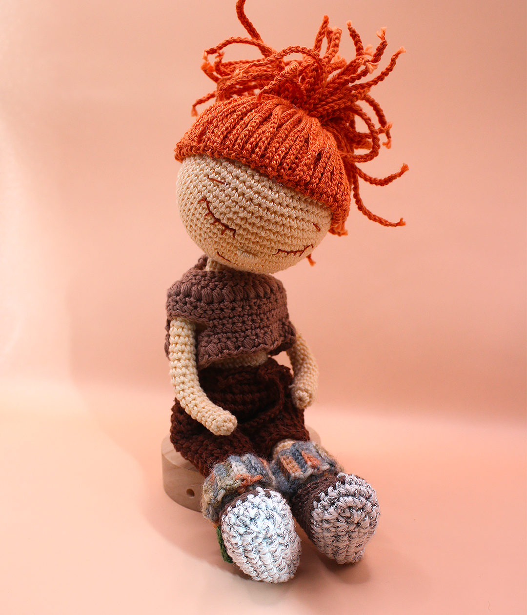 Panenka Nikola. Ručně vyráběná  z přírodních materiálů